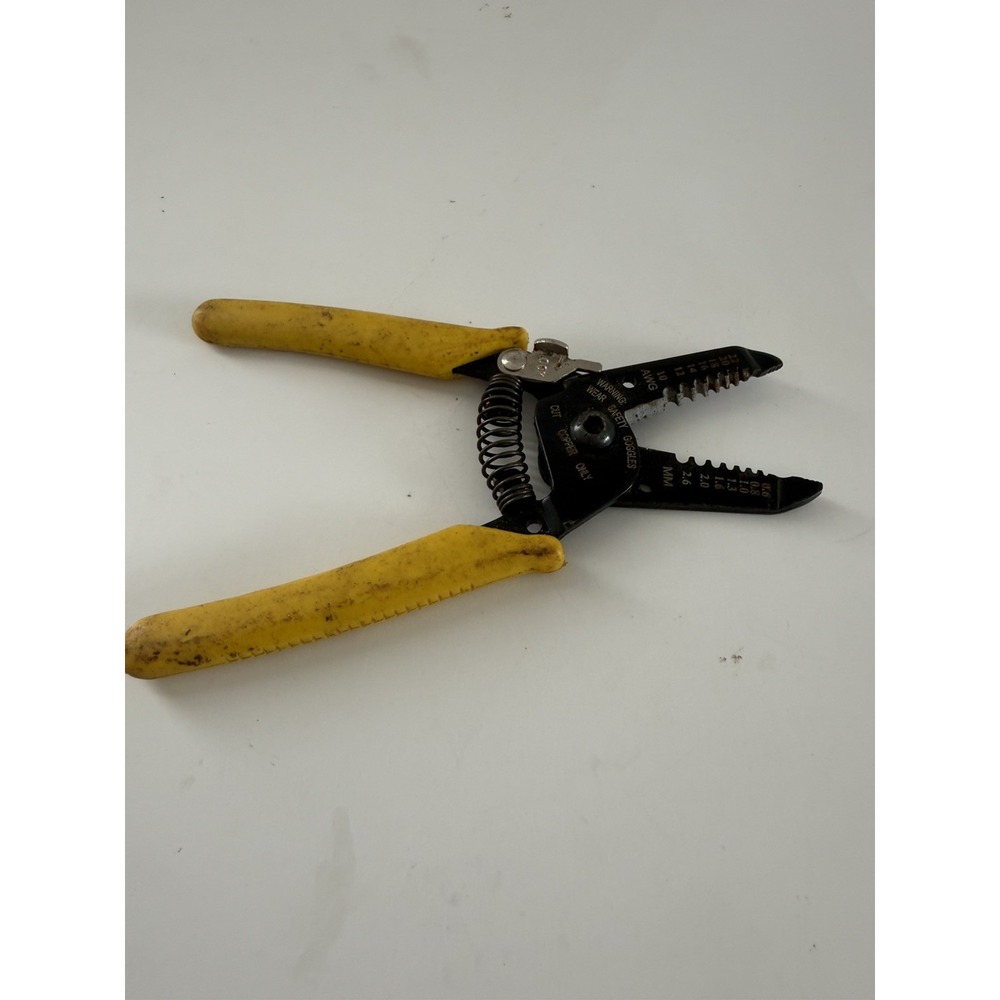 Vintage Stanley 84-203 Electrician Tool Wire Stripper, Cutter, Crimper